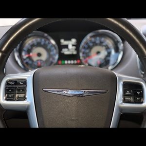 Meet your Posher, Victor